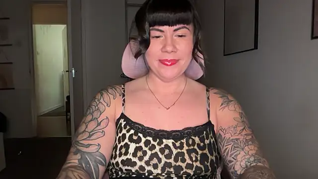 EdenRose online show from 04-18-26, 08:31