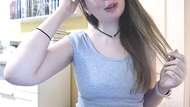 Snapshot of Tasiya chatting on 02-27-26, 12:21 Tasiya online show from 02-27-26, 12:21