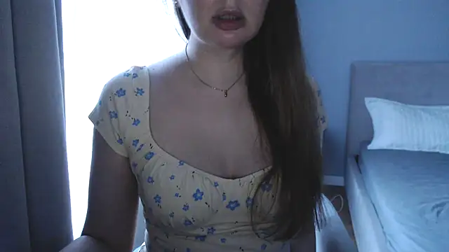 Tasiya online show from 07-15-26, 04:56