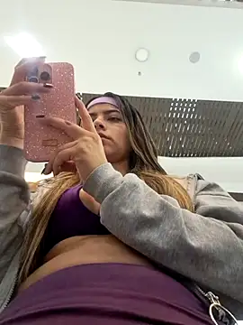  as una77 online show from 04-08-26, 09:48