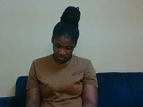 Snapshot of Juicylipss88 chatting on 02-15-26, 02:36 Juicylipss88 online show from 02-15-26, 02:36