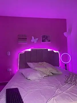 SofiaSiren online show from 03-31-26, 02:02