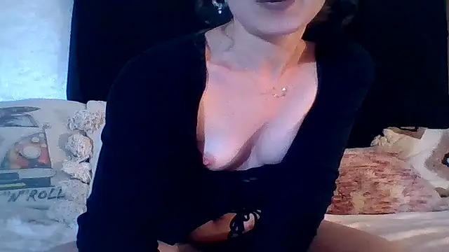 Snapshot of Nikita_05 chatting on 05-16-26, 02:52 Nikita 05 online show from 05-16-26, 02:52
