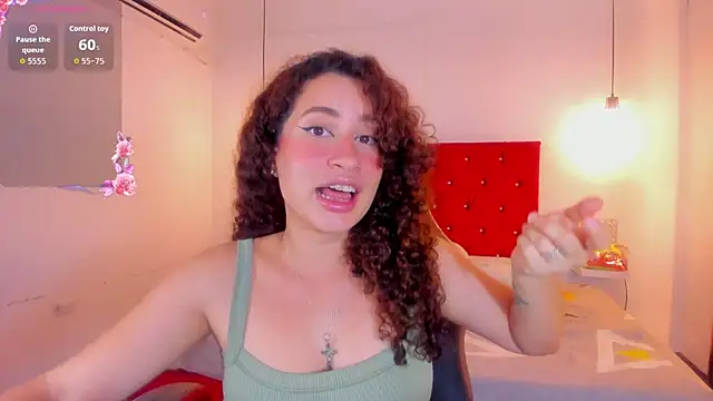 Snapshot of NoaMalak7 chatting on 02-10-26, 07:29 NoaMalak7 online show from 02-10-26, 07:29