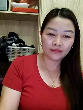 Jennie dogy online show from 04-29-26, 03:32