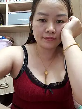 Jennie dogy online show from 05-23-26, 04:50