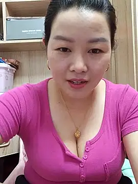 Jennie dogy online show from 05-24-26, 01:32