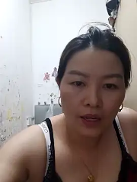 Jennie dogy online show from 05-26-26, 02:02
