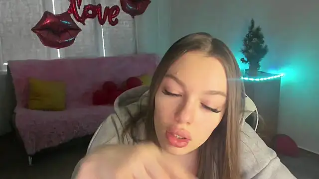 CandyGyrl online show from 03-12-26, 01:12