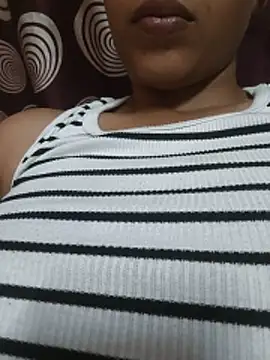 komalsharma99 online show from 06-02-26, 05:26
