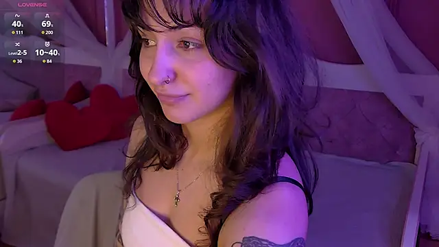 AngelaCox online show from 04-11-26, 07:45