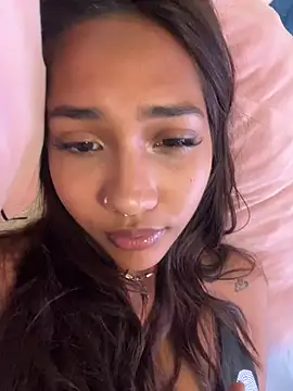 lyla luv online show from 03-11-26, 04:51