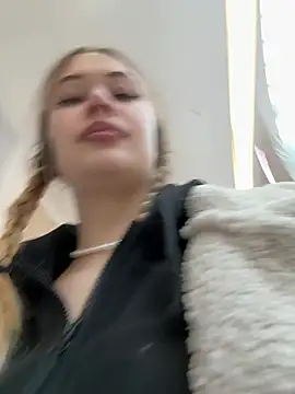 blonde exe online show from 04-07-26, 03:23