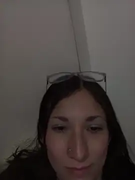Snapshot of vane_coral chatting on 05-16-26, 03:14 vane coral online show from 05-16-26, 03:14