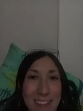 Snapshot of vane_coral chatting on 05-17-26, 03:59 vane coral online show from 05-17-26, 03:59