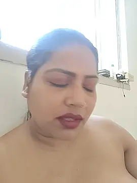 Snapshot of Indian_AngelPriyanka123 chatting on 05-13-26, 01:14 Indian AngelPriyanka123 online show from 05-13-26, 01:14