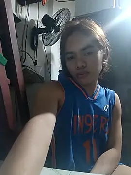 Snapshot of Wildcam21 chatting on 03-13-26, 03:57 Wildcam21 online show from 03-13-26, 03:57