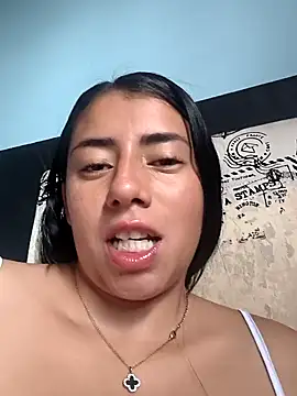 ashleymonroe4 online show from 04-12-26, 03:06