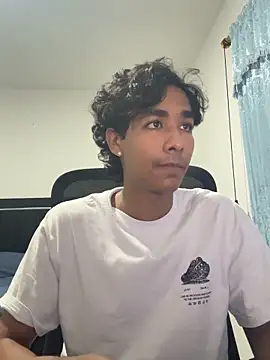 Snapshot of Pedestal_diamant chatting on 03-03-26, 11:32 Pedestal diamant online show from 03-03-26, 11:32