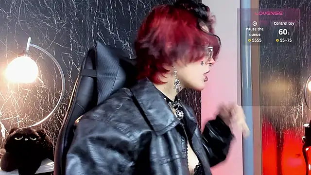 YuuMiko online show from 04-07-26, 12:05