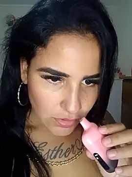 Snapshot of isapacheco69 chatting on 02-14-26, 02:30 isapacheco69 online show from 02-14-26, 02:30