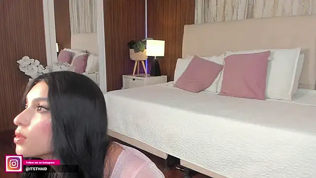 missthailand  online show from 04-21-26, 10:34