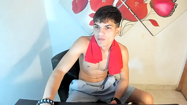 Jesshot bigcock20cm online show from 05-28-26, 04:43