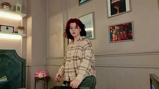 Milana Bold online show from 05-22-26, 08:36