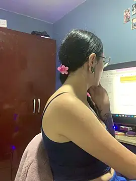 Snapshot of Sofii7 chatting on 02-10-26, 11:31 Sofii7 online show from 02-10-26, 11:31