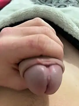 enormebitedu31 online show from 02-09-26, 09:08