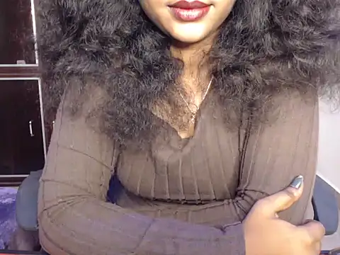 Snapshot of VixenNandhu chatting on 04-30-26, 07:42 VixenNandhu online show from 04-30-26, 07:42