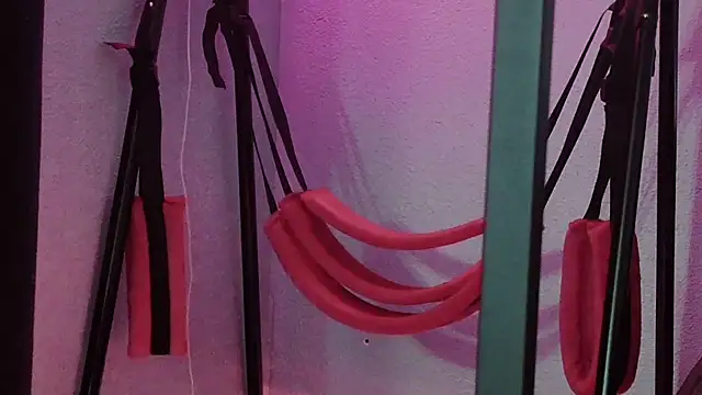 bellaskeykeeper online show from 03-07-26, 06:32