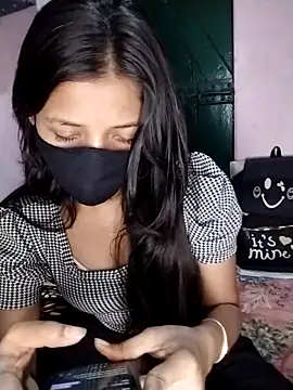 Naina-hott online show from 02-27-26, 07:36