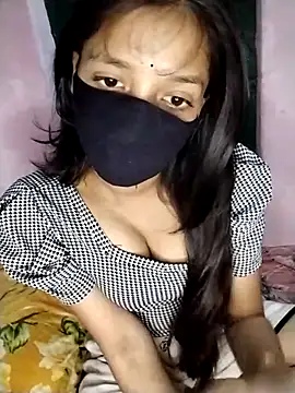 Naina-hott online show from 03-25-26, 06:25