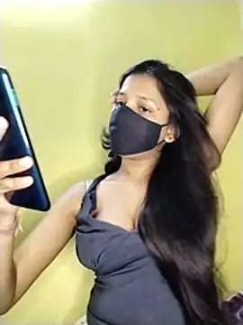 Snapshot of Naina-hott chatting on 05-08-26, 06:57 Naina-hott online show from 05-08-26, 06:57