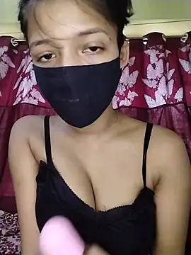 Snapshot of Naina-hott chatting on 06-03-26, 08:39 Naina-hott online show from 06-03-26, 08:39