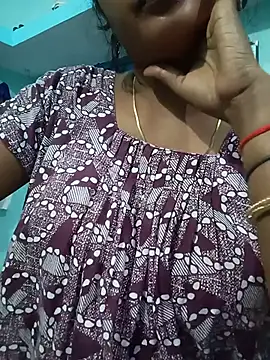 Snapshot of sweetAkhi chatting on 06-15-26, 06:54 sweetAkhi online show from 06-15-26, 06:54