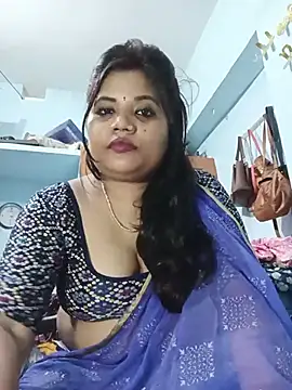 Snapshot of sweetAkhi chatting on 08-01-26, 12:48 sweetAkhi online show from 08-01-26, 12:48