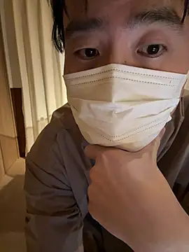 shizuku-kun211 online show from 03-16-26, 04:44