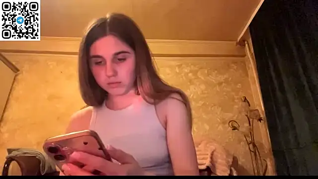 Snapshot of LovelySilk_63 chatting on 05-07-26, 06:57 LovelySilk 63 online show from 05-07-26, 06:57
