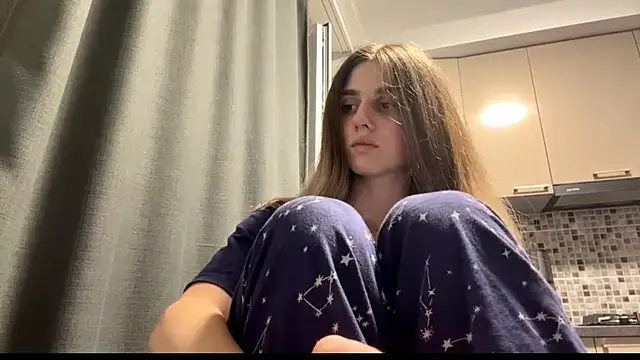 Snapshot of LovelySilk_63 chatting on 07-31-26, 06:18 LovelySilk 63 online show from 07-31-26, 06:18