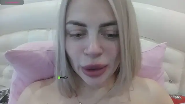 Snapshot of ShamlesssAdell chatting on 05-17-26, 02:46 ShamlesssAdell online show from 05-17-26, 02:46