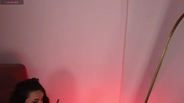 lara bombshell  online show from 04-19-26, 02:00