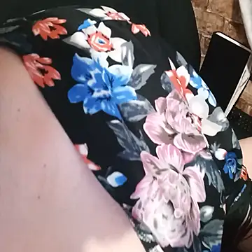 Snapshot of itismyhobby chatting on 11-10-25, 11:48 itismyhobby online show from 11-10-25, 11:48