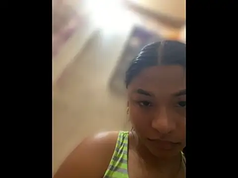 Romie rous online show from 06-19-26, 04:44