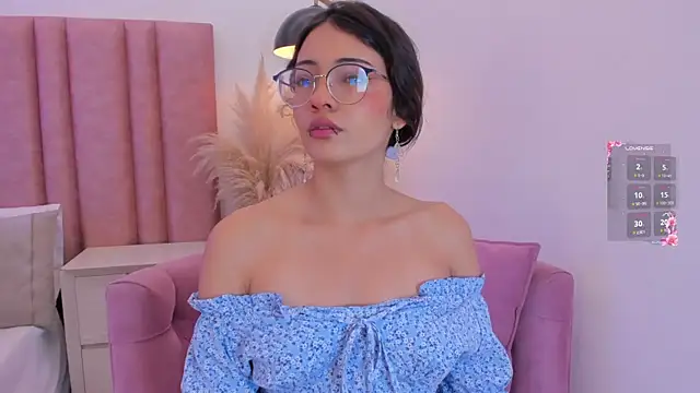 im lily  online show from 04-18-26, 12:53