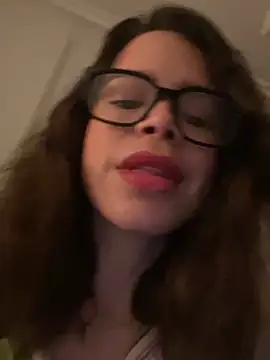 Snapshot of Brigitte01 chatting on 02-05-26, 10:47 Brigitte01 online show from 02-05-26, 10:47