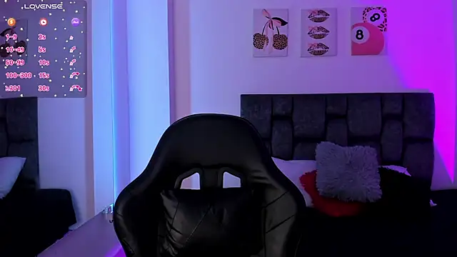 Madison Rosee online show from 04-04-26, 01:26