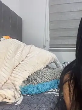 venezolana  caro online show from 02-14-26, 01:35