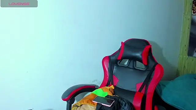 peachy hot online show from 04-24-26, 04:59